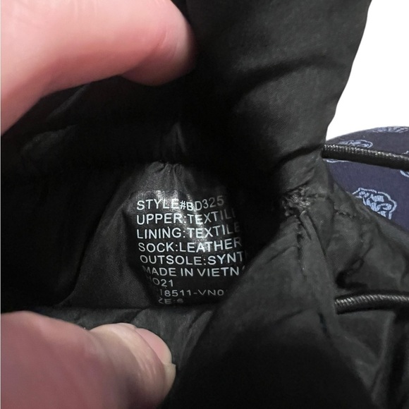 J. Crew NWT Elsa puffer boot with primaloft in black - Picture 9 of 9